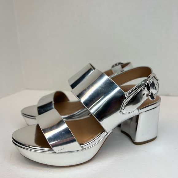 Aerosoles Womens Camera Platform Silver Metallic Sandals 3” Heel Sz 8 XLNT..! - Picture 1 of 16